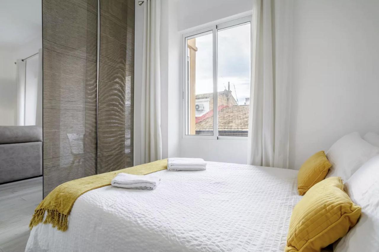 Very Nice And Modern Flat, In Alicante Center Exterior photo